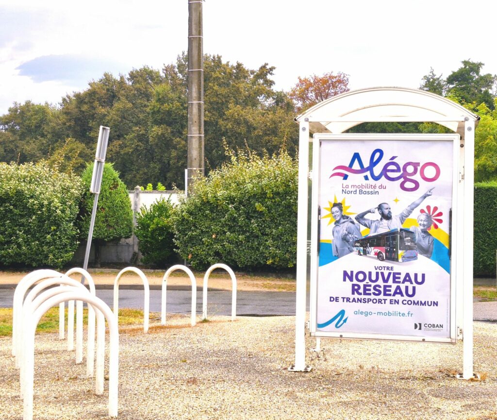 Alégo - Abri Voyageurs et arceaux vélos