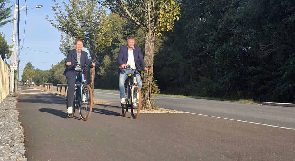 Inauguration de la piste cyclable Hougueyra à Audenge – 11 octobre 2024 – Balade à vélo de Nathalie LE YONDRE et Xavier DANEY