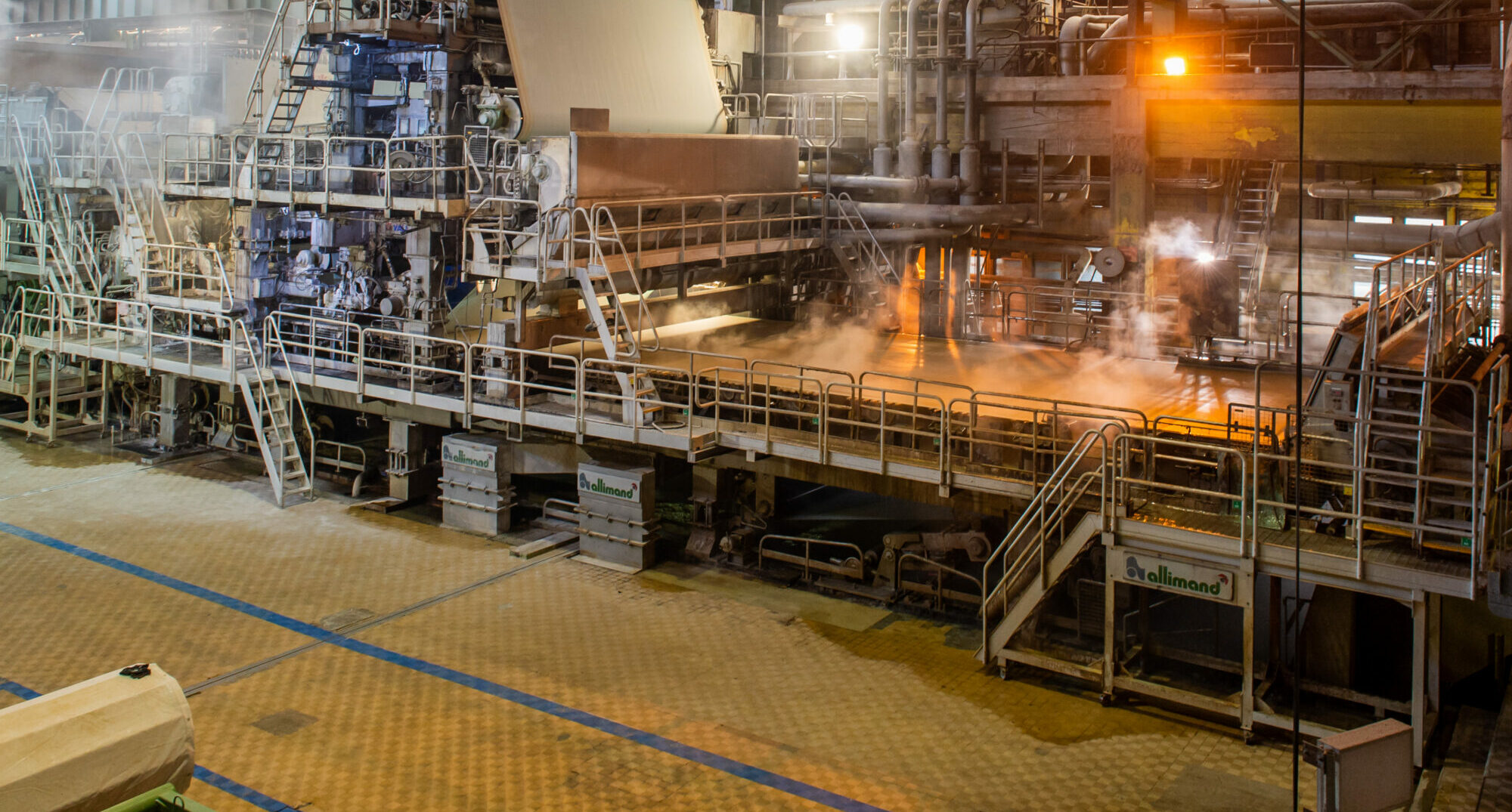 Label Territoires d'industrie - COBAN Usine Smurfit Westrock - vue intérieure - Visuel recadré haut de page Label Territoires d'industrie