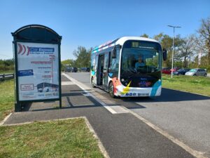 Pôle d'Échange Intermodal d'Andernos-les-Bains Querquillas (PEI) - Arrêt avec abri voyageurs pour les lignes Alégo 4 et 10 + Car Express régional ligne 410