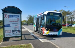 Bus et intermodalité - COBAN Pôle d'Échange Intermodal d'Andernos-les-Bains Querquillas (PEI) - Arrêt avec abri voyageurs pour les lignes Alégo 4 et 10 + Car Express régional ligne 410