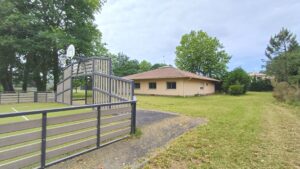 Logements saisonniers de l'été 2026 au Site Plein Air de l’association Les Pupilles de l’Enseignement Public de la Gironde (Les PEP 33) à Andernos-les-Bains - Juillet et août 2026