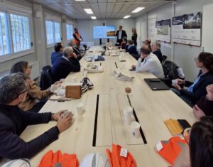 Visite par BORDEAUX METROPOLE et la COBAN du chantier du Site de Maintenance et de Remisage (SMR) de LISEA à Marcheprime le 20 octobre 2026