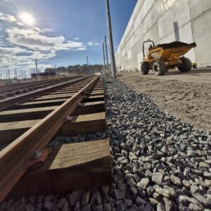 Visite par BORDEAUX METROPOLE et la COBAN du chantier du Site de Maintenance et de Remisage (SMR) de LISEA à Marcheprime le 20 octobre 2026